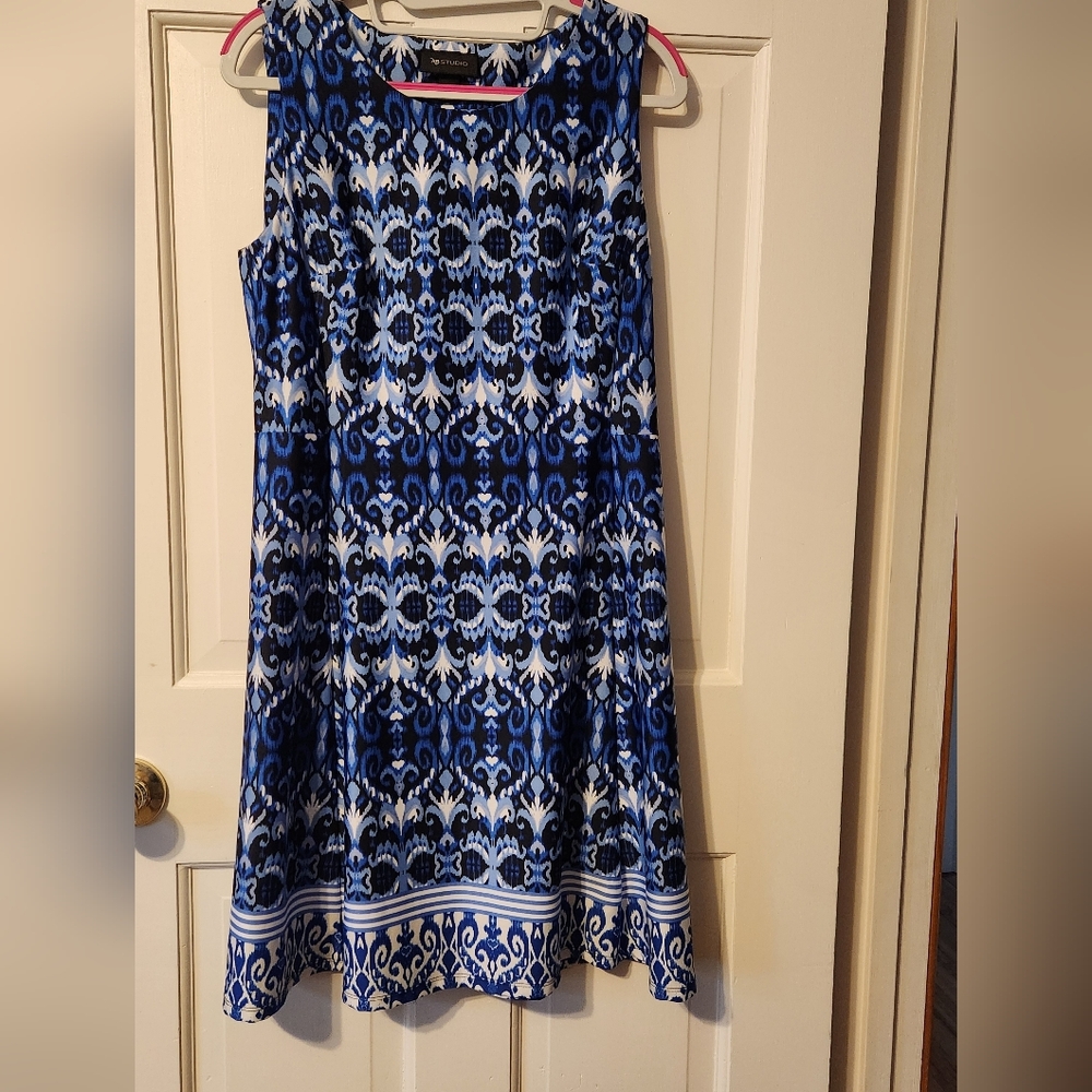 AB Studio Blue and White Patterned Dress Medium
